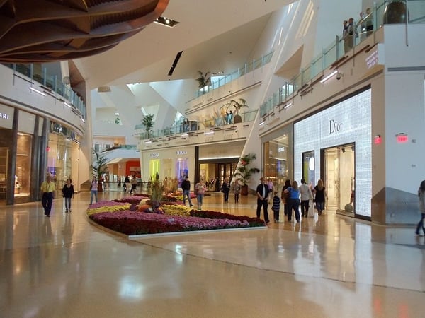 Mall_Las_Vegas_Commons_Wiki
